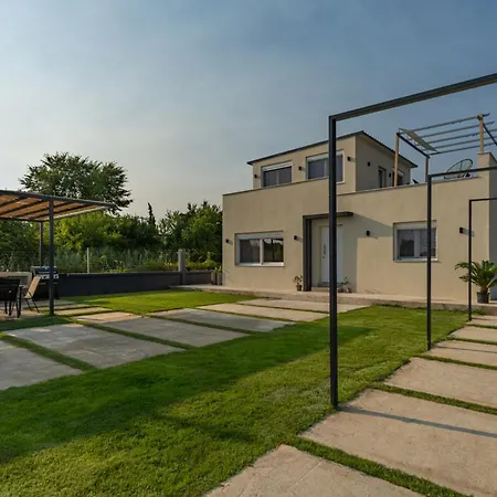Elonea Villas, Luxury And In Kallikrateia Halkidiki With Garden, Veranda & Bbq * Nea Kallikrateia